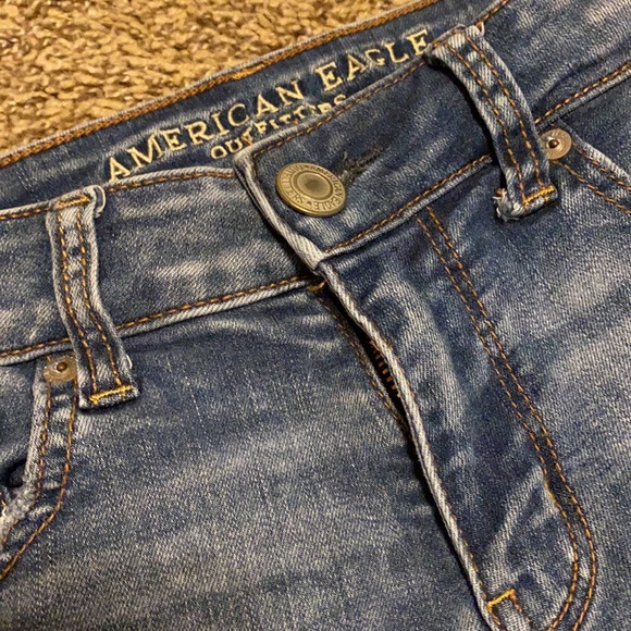 America Eagle jean shorts - Picture 2 of 4